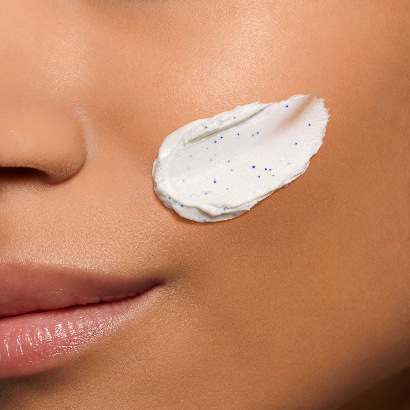 CLARINS DOUX NETTOYANT MOUSSANT PURIFIANT PEAUX MIXTES A GRASSES 125ML – Image 3